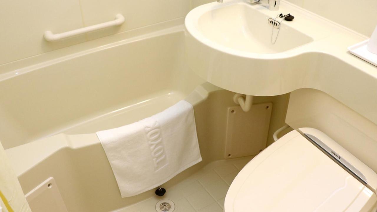 Toyoko Inn Okayama Eki Nishi Guchi Hiroba Εξωτερικό φωτογραφία